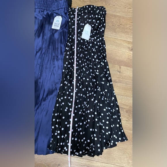 NWT women’s skirts bundle of four - Picture 4 of 4